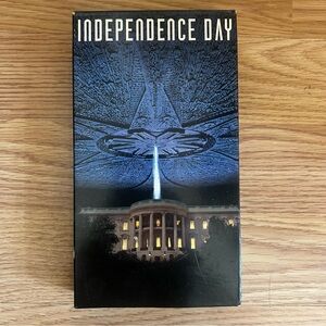 Independence Day VHS‎ 1996 Video Tape Jeff Goldblum Will Smith Sci-Fi 90s Movies